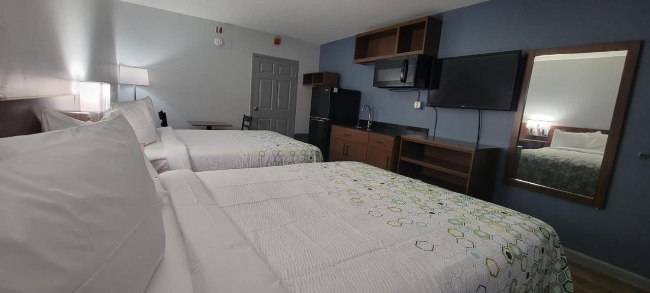 Hometowne Studios By Red Roof Egg Harbor-Atlantic City Airport Egg Harbor Township Eksteriør bilde