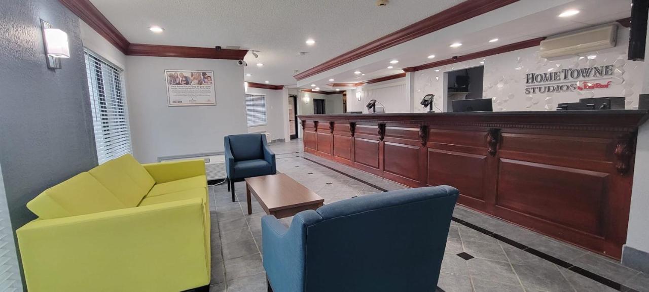 Hometowne Studios By Red Roof Egg Harbor-Atlantic City Airport Egg Harbor Township Eksteriør bilde