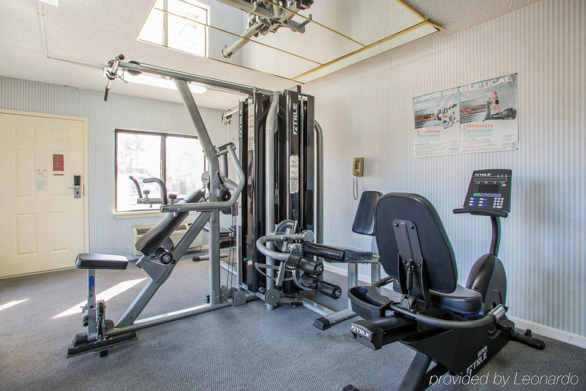Hometowne Studios By Red Roof Egg Harbor-Atlantic City Airport Egg Harbor Township Eksteriør bilde