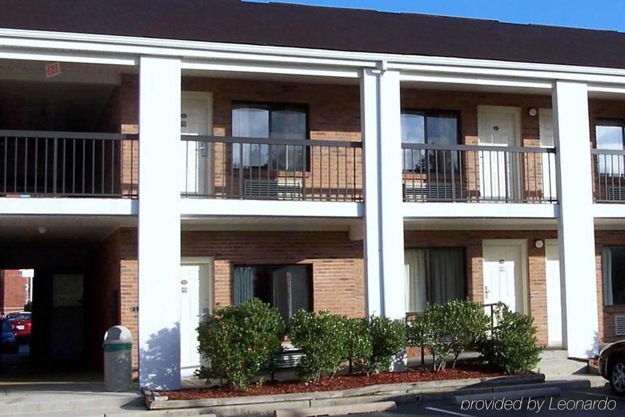 Hometowne Studios By Red Roof Egg Harbor-Atlantic City Airport Egg Harbor Township Eksteriør bilde